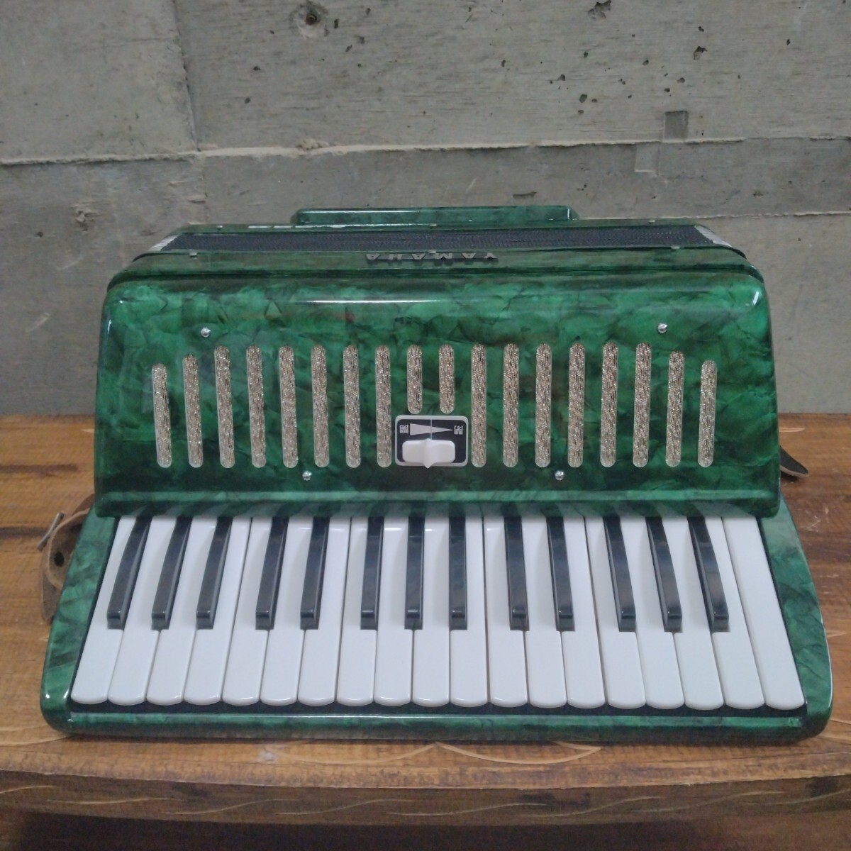 Yahoo!オークション -「b-32」(鍵盤楽器) (楽器、器材)の落札相場