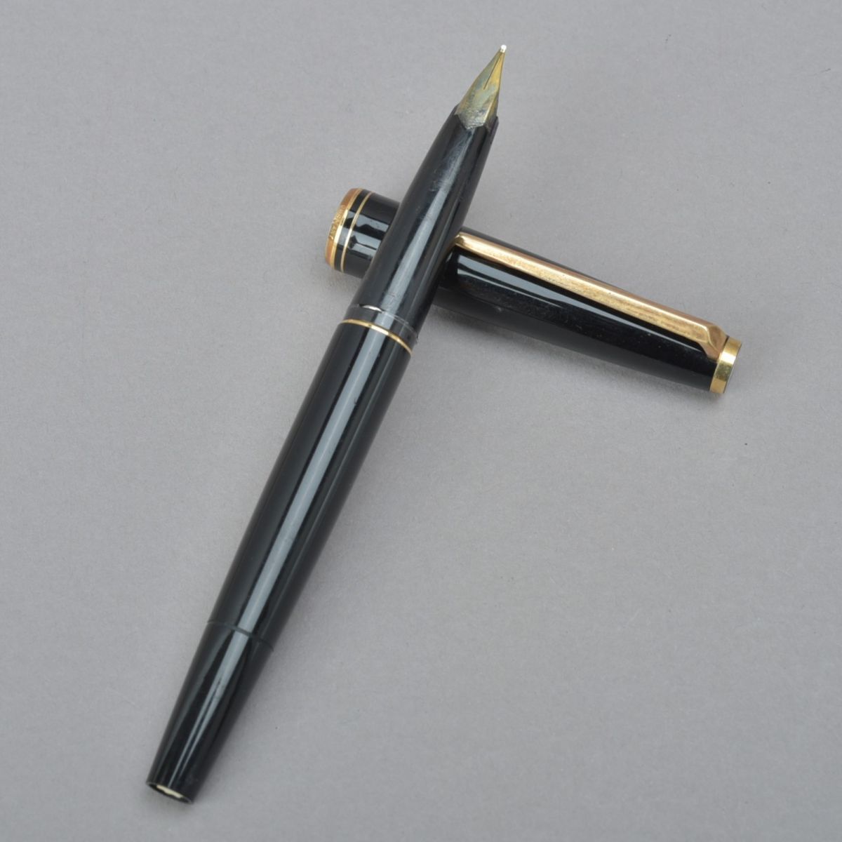 MONTBLANCモンブラン万年筆クラシックNO.221 18金 ペンEF