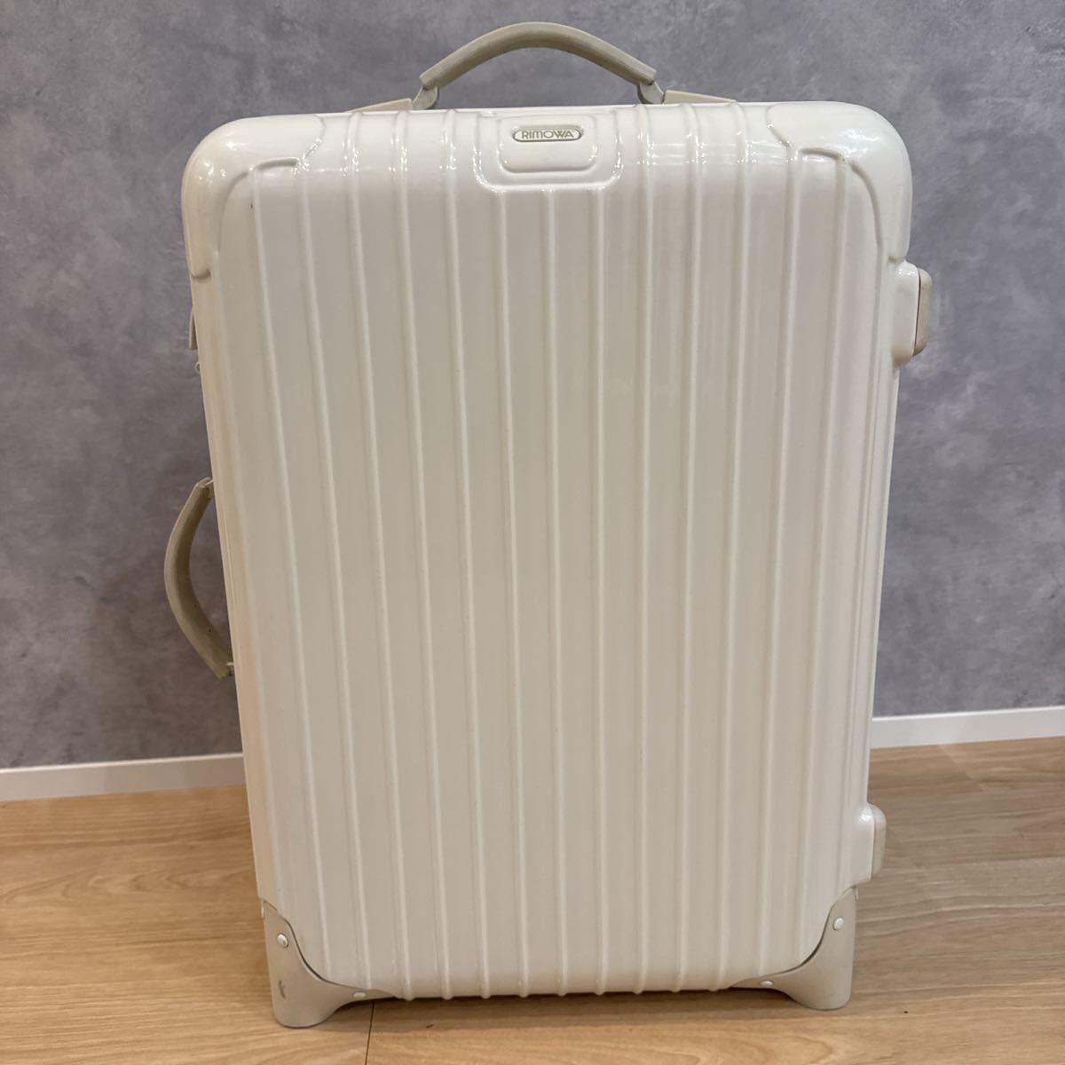 リモワ エクリュ ユナイテッドアローズ 別注 35L 2輪｜Yahoo!フリマ