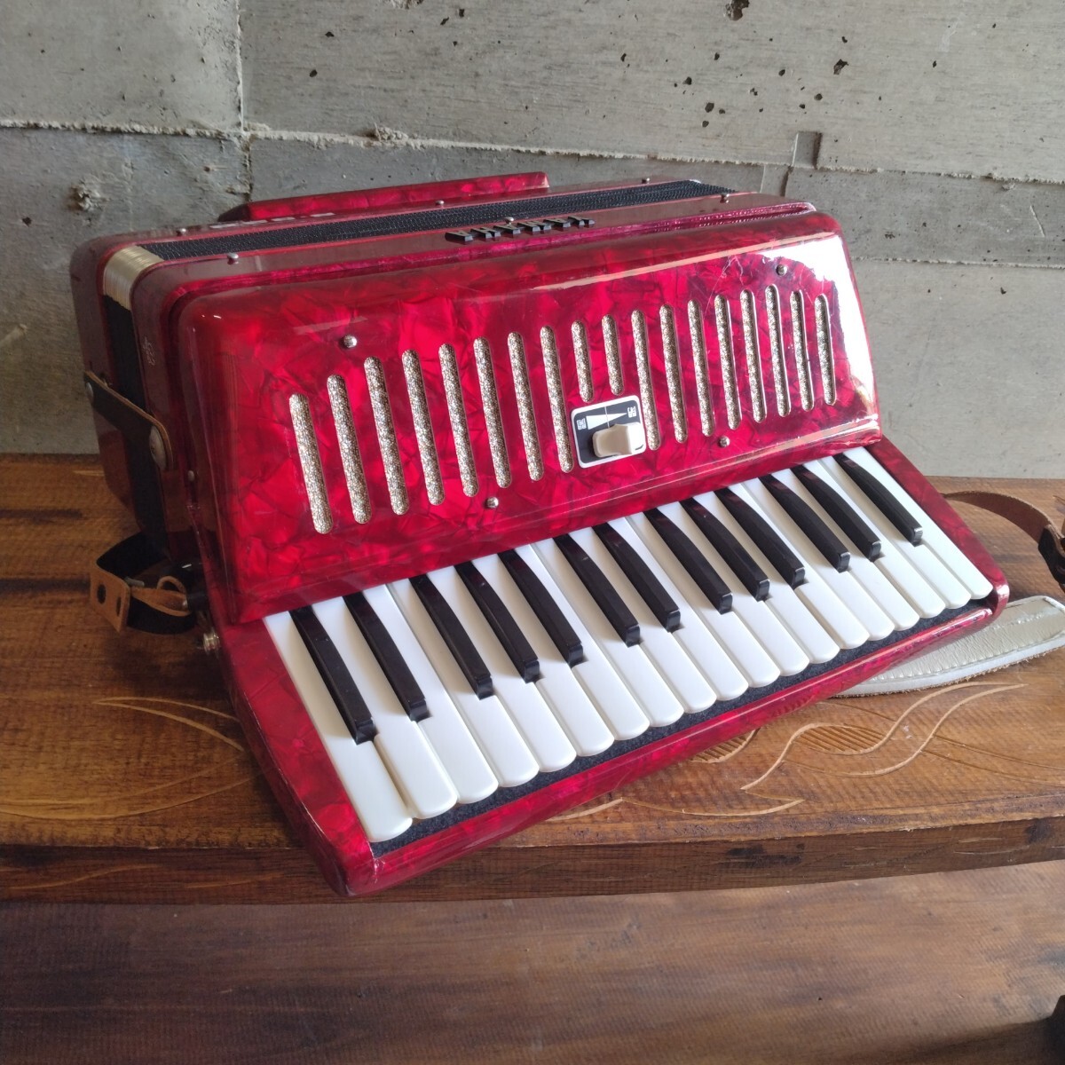 Yahoo!オークション -「b-32」(鍵盤楽器) (楽器、器材)の落札相場