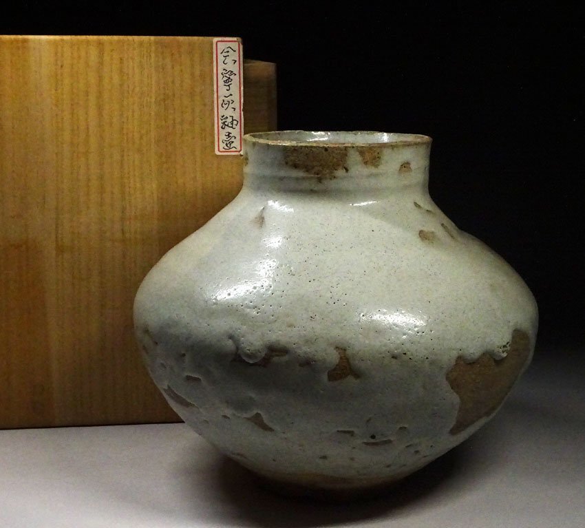 古い昔の木組み 壷 壺 木製 鉄 朝鮮美術 李朝 時代 桶 樽 二