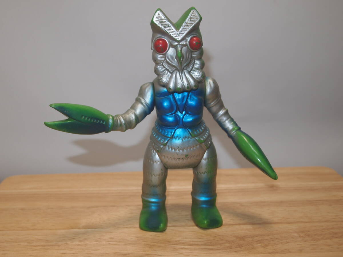 ぶたのはな バルタン星人❤︎レアソフビ ビンテージソフビ 10月5日(土