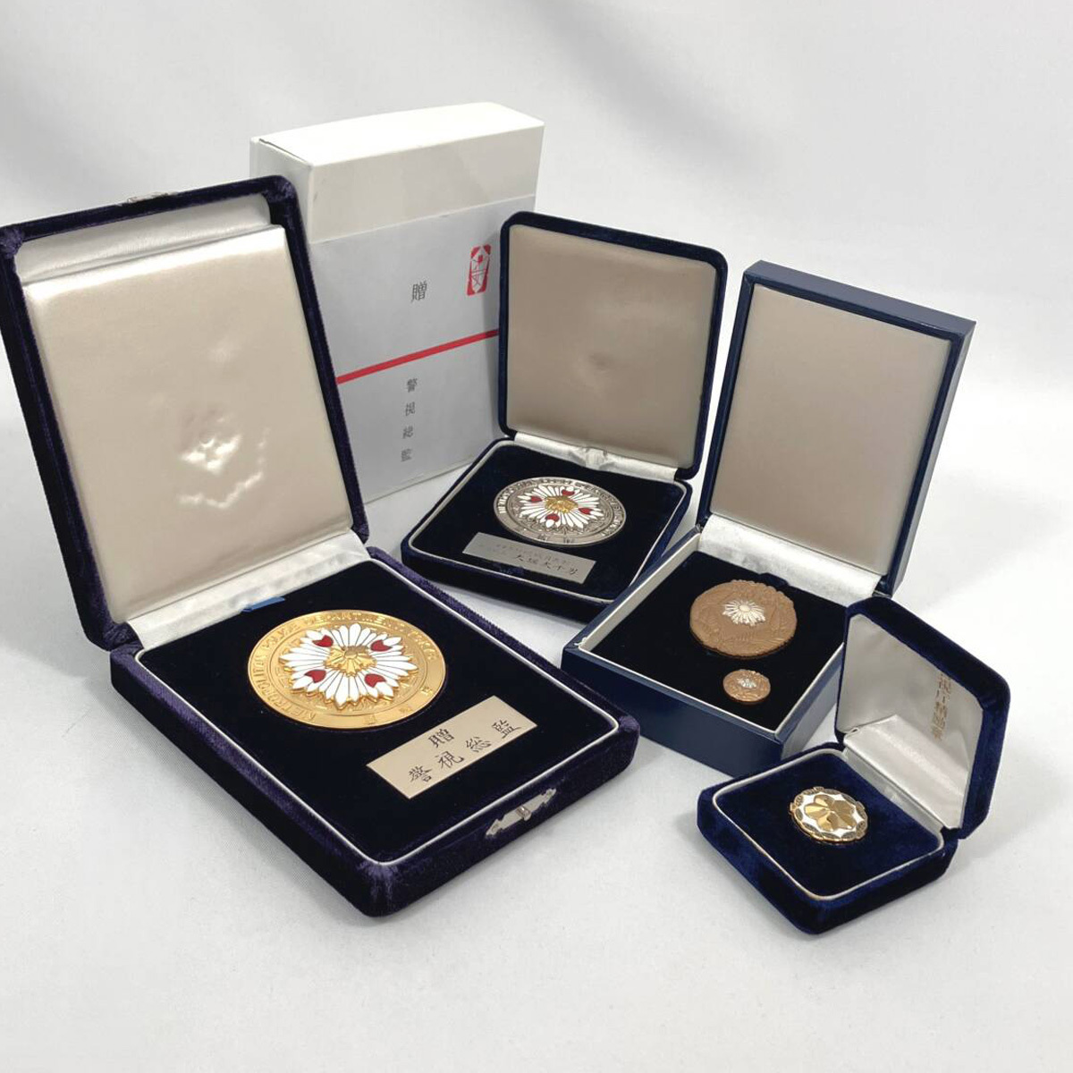 Yahoo!オークション -「表彰」(警察グッズ) (雑貨)の落札相場・落札価格