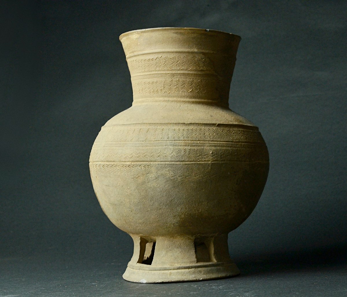 朝鮮美術 須恵器 新羅土器 新羅無細土 持ち手付壷 V 8924 朝鮮美術