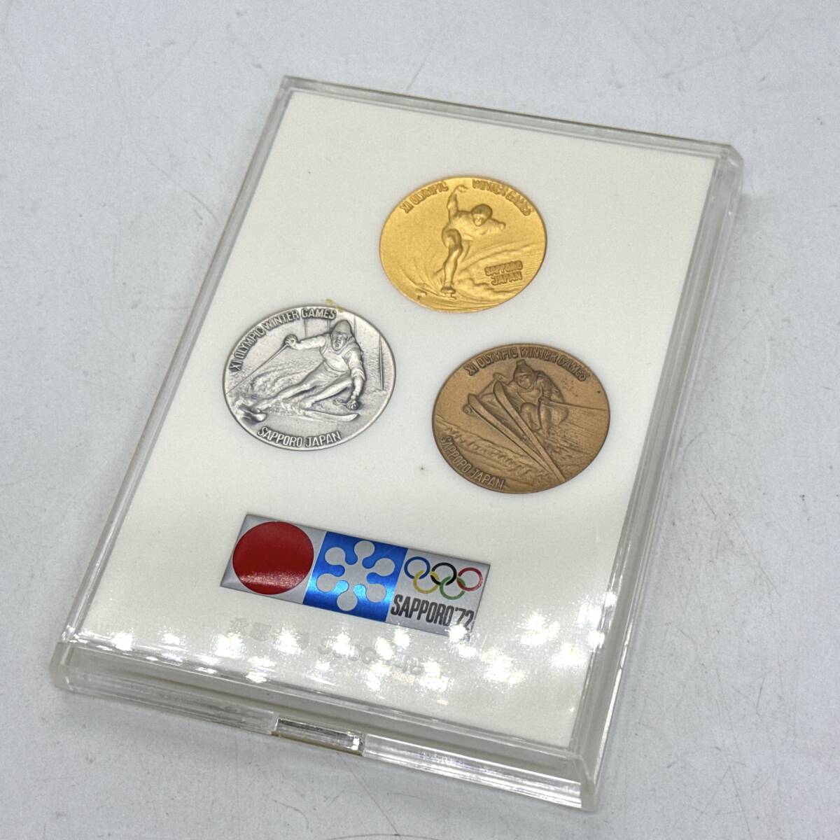 第11回札幌オリンピック冬季大会 純銀メダル Yahoo!オークション -「第