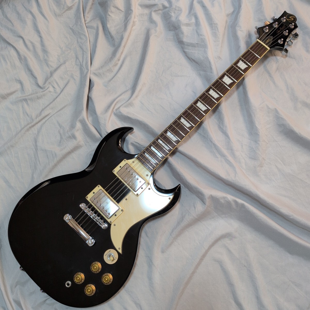 Yahoo!オークション -「greg bennett」(本体) (エレキギター)の落札