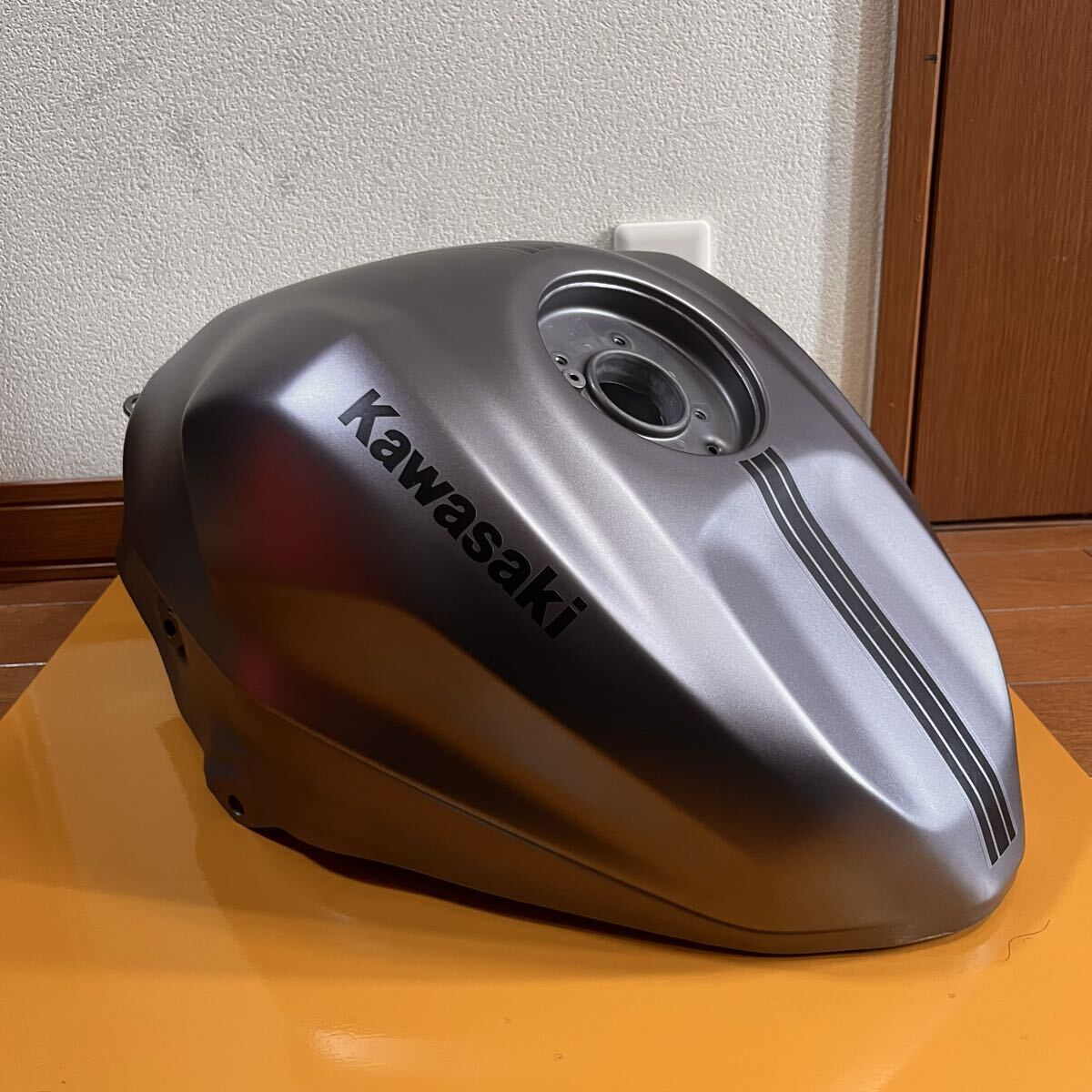 2026年最新】Yahoo!オークション -zx25r タンクの中古品・新品・未使用