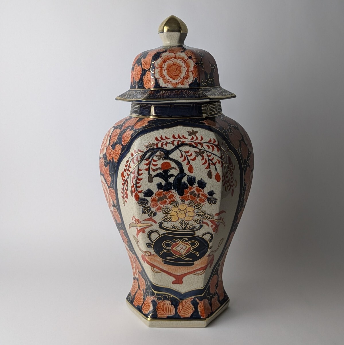 古伊万里染錦草花文沈香壷 [B28161] 28161 古伊万里 染錦 沈香壷 【文