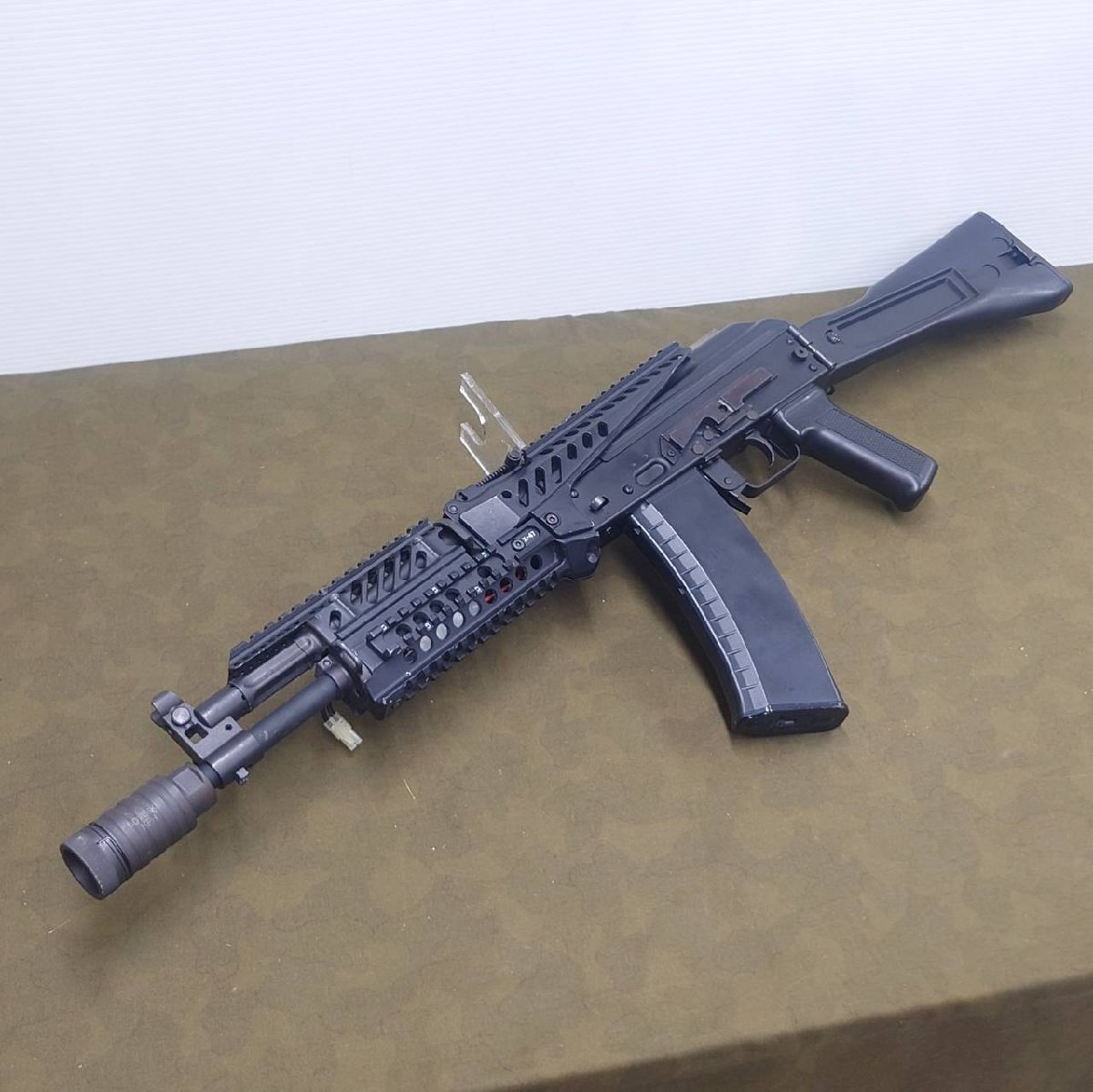 次世代電動ガン AK102 マガジン2個付属 AK102 - 次世代電動ガン | 東京