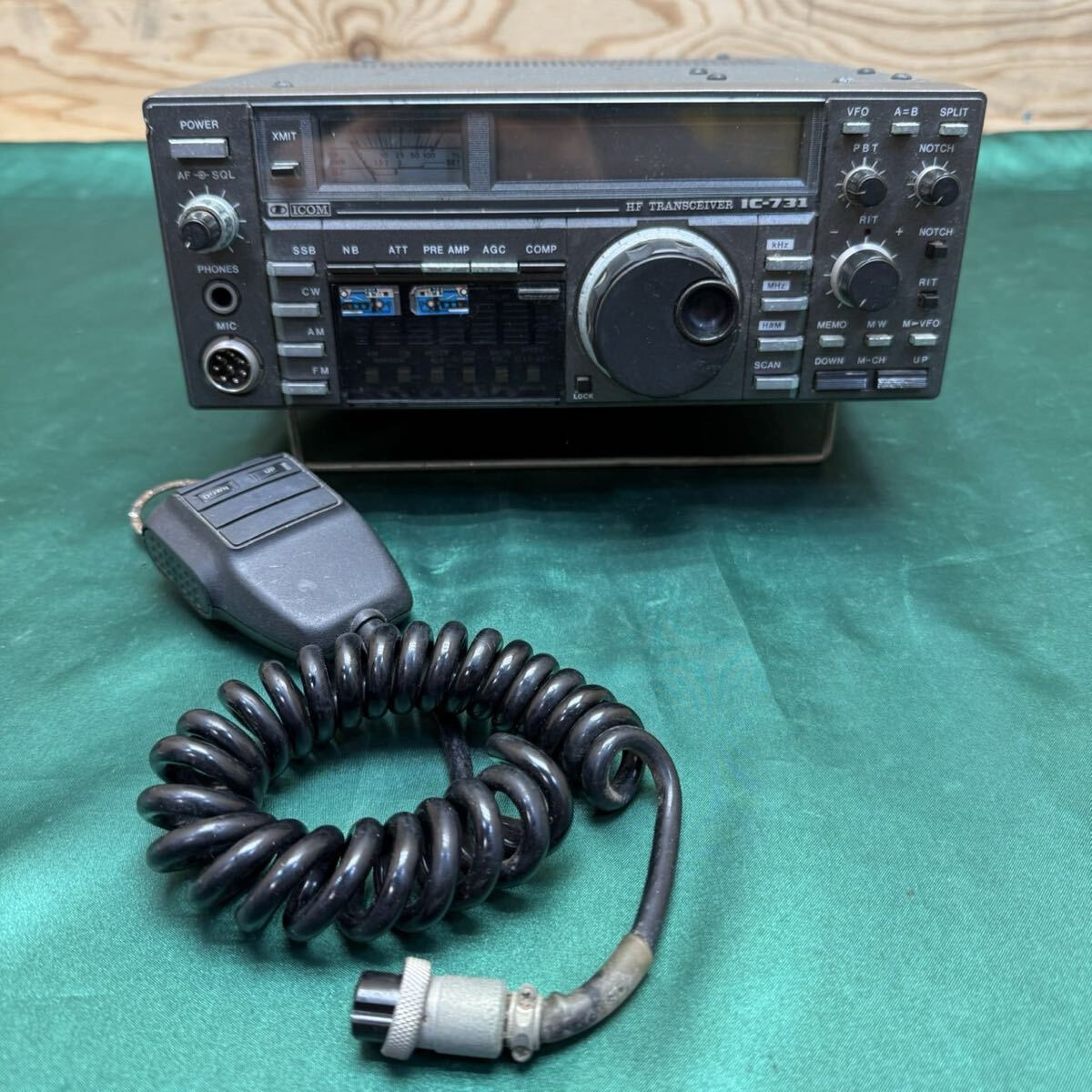 Icom アイコム IC-731 無線機 中古 現状品 HFトランシーバー Icom