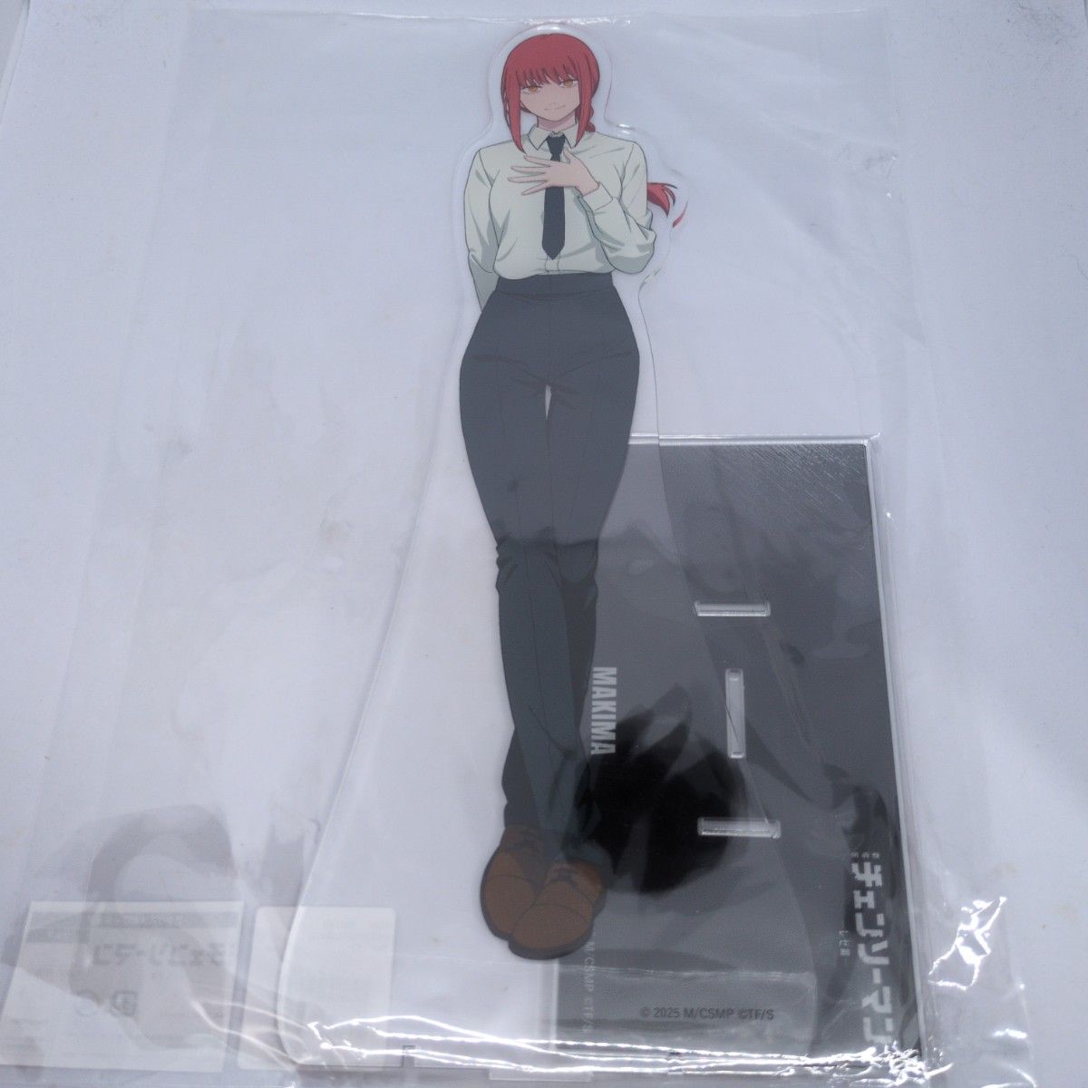 新品 チェンソーマン 大交流展 マキマ アクリルメガフィギュア ベース