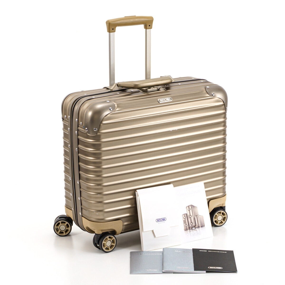 Yahoo!オークション -「リモワ トパーズ チタニウム」の落札相場・落札価格