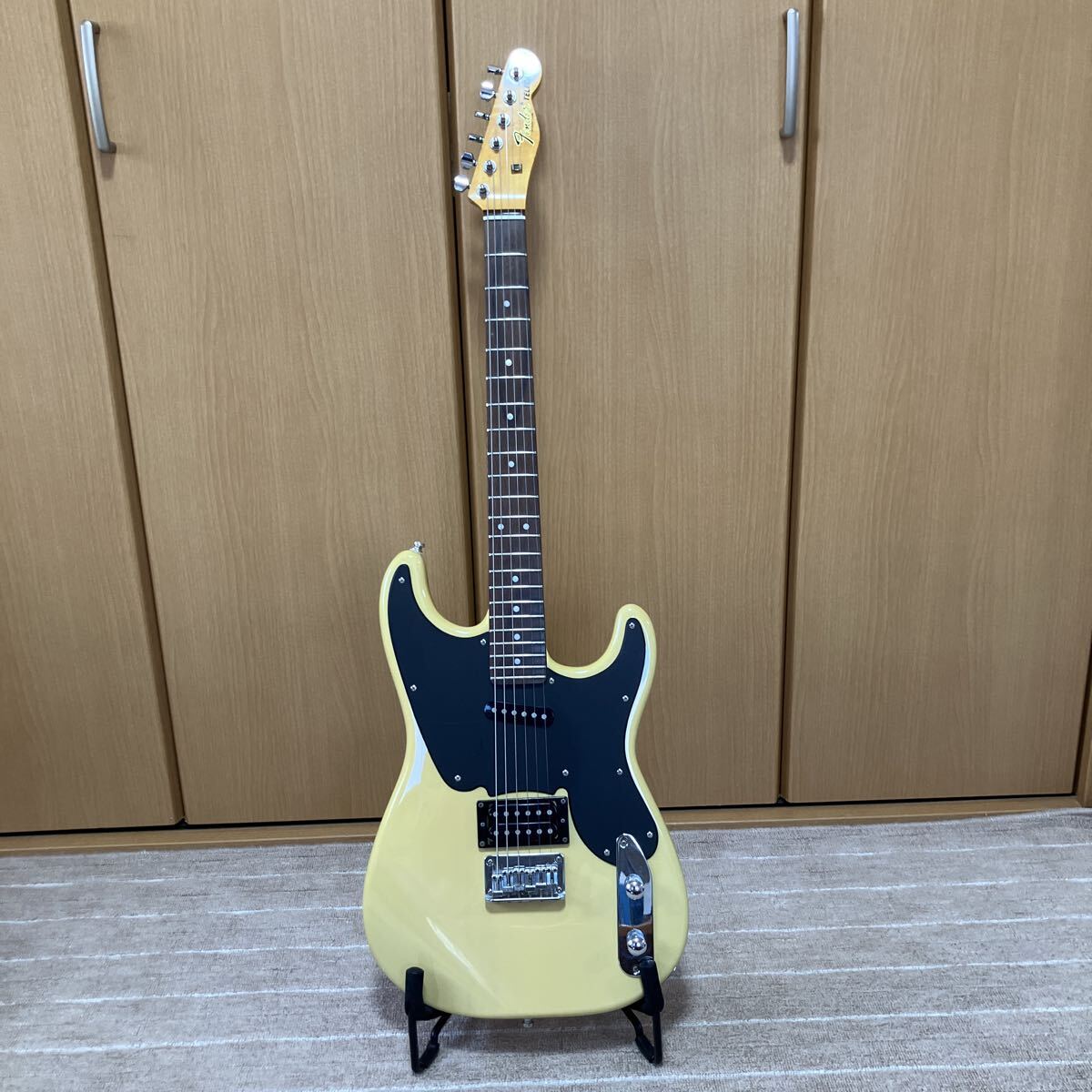 Yahoo!オークション -「squier 51」(本体) (エレキギター)の落札相場