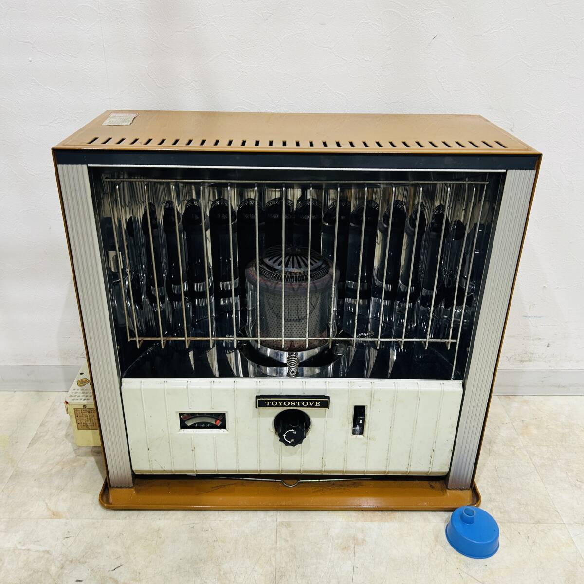 Yahoo!オークション -「トヨトミ 石油ストーブ レトロ」の落札相場
