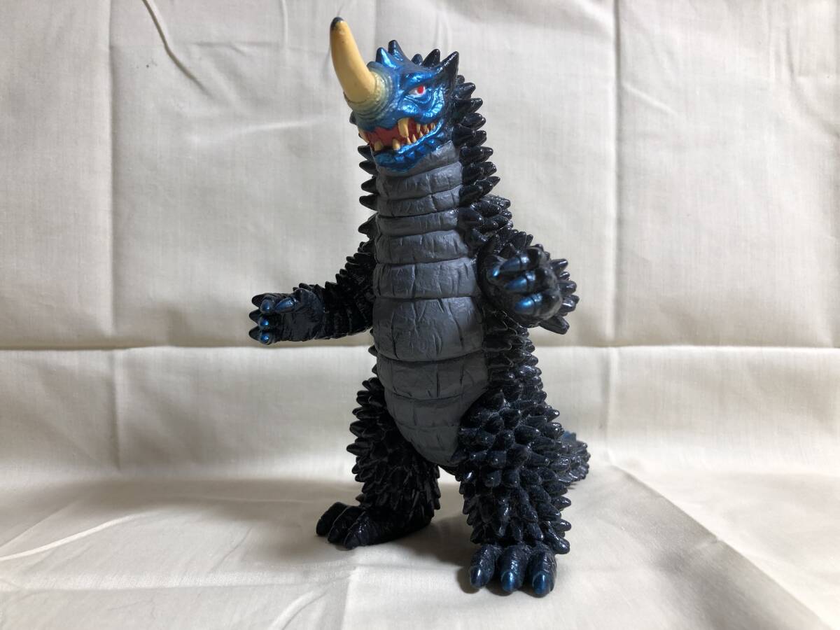 Yahoo!オークション -「ギマイラ ソフビ」の落札相場・落札価格