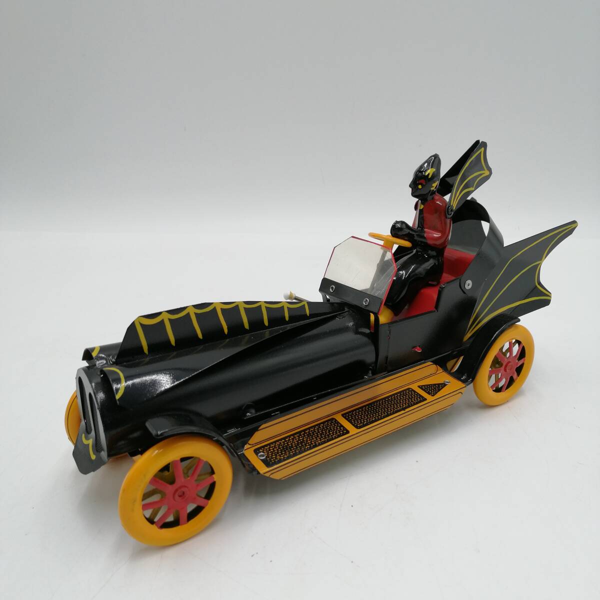 Yahoo!オークション -「バットマンカーブリキ」の落札相場・落札価格