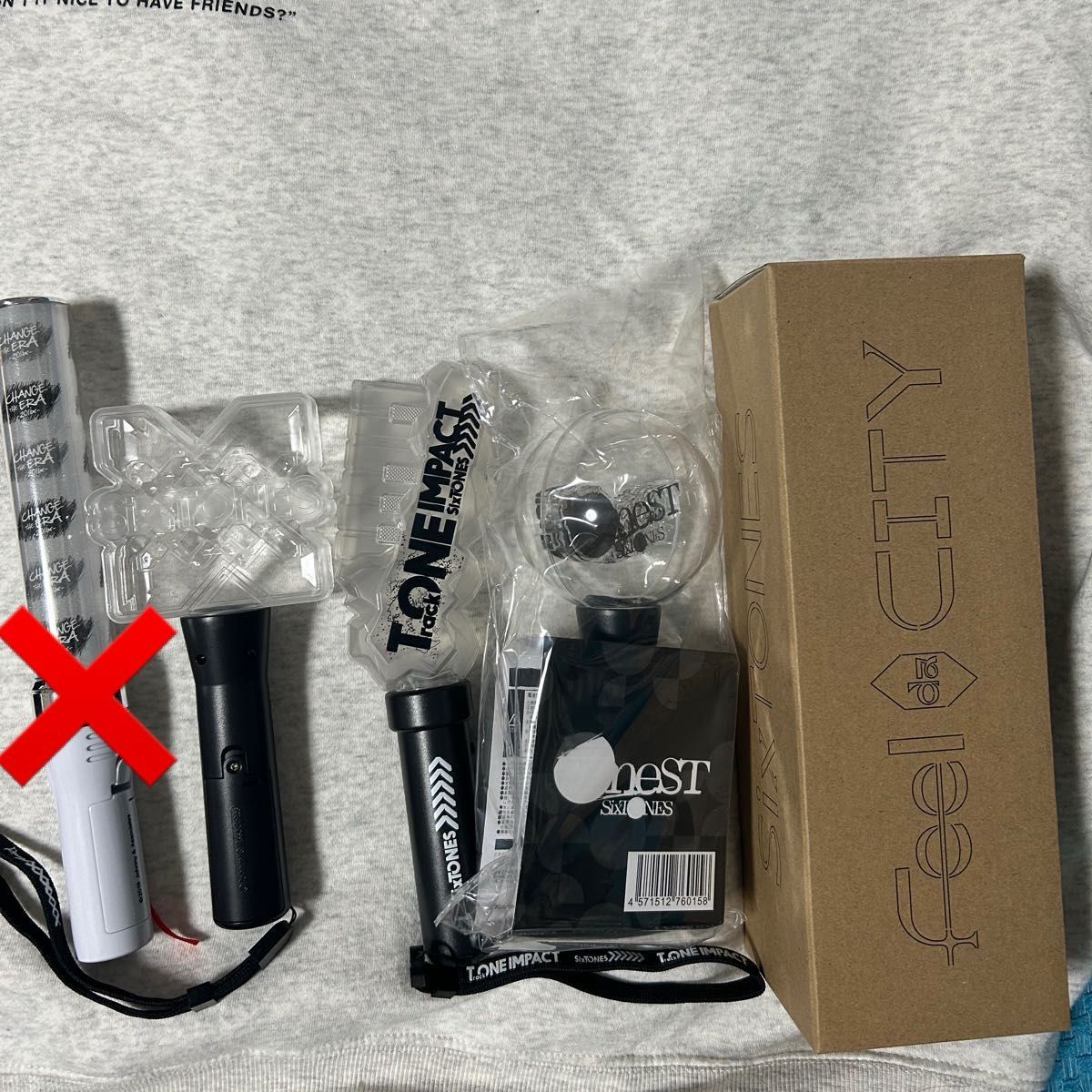 SixTONES 公式ペンライト 2点セット MILESixTONES 2026｜Yahoo!フリマ