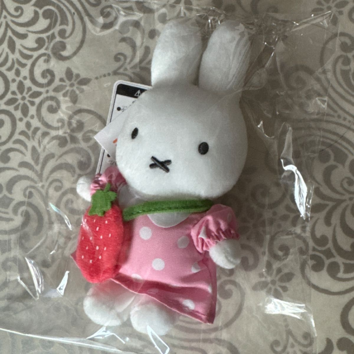 ミッフィースタイル限定 ミッフィー miffy いちごポシェット
