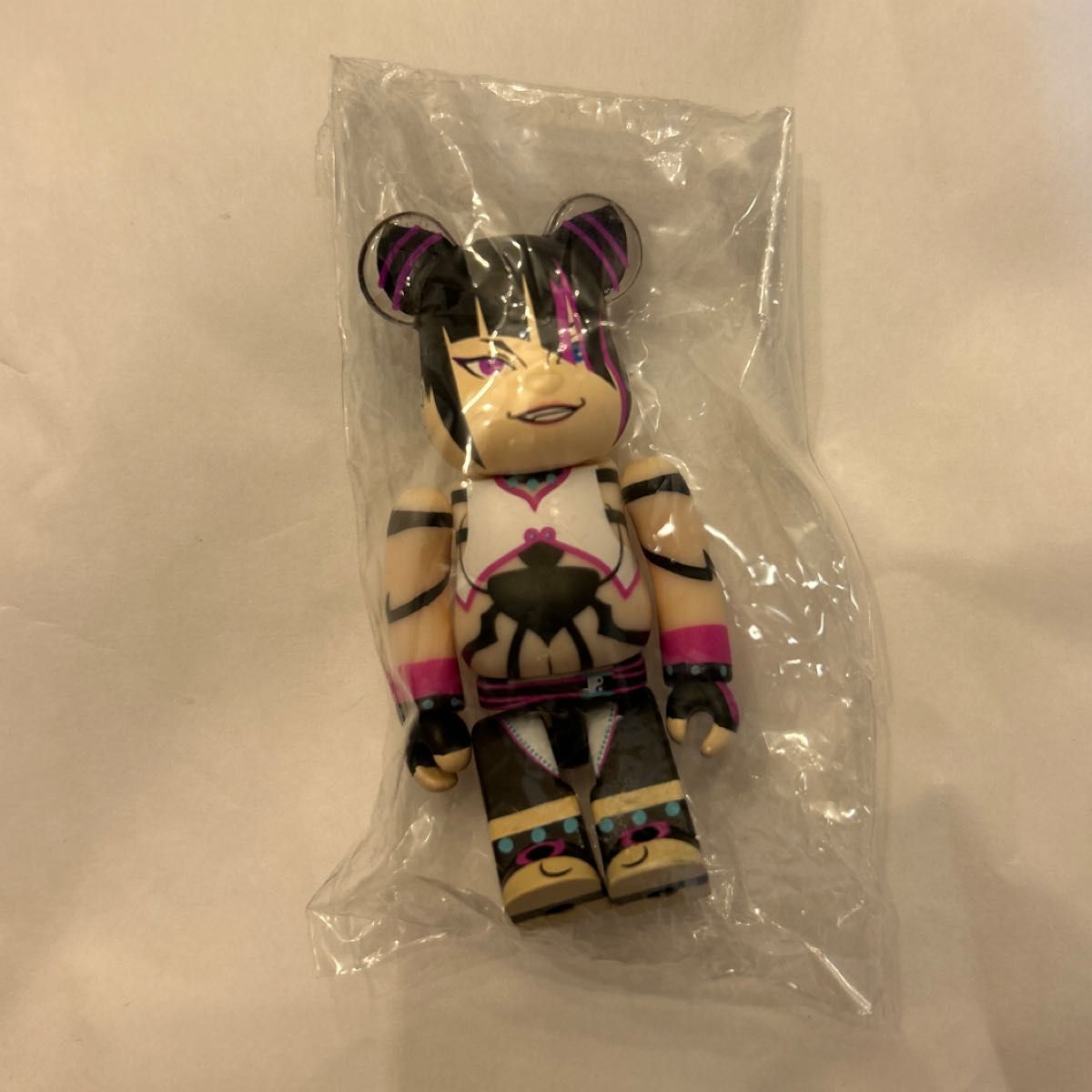 新品【エスクプス】seventeen BE@RBRICK ベアブリック 400% メディコム