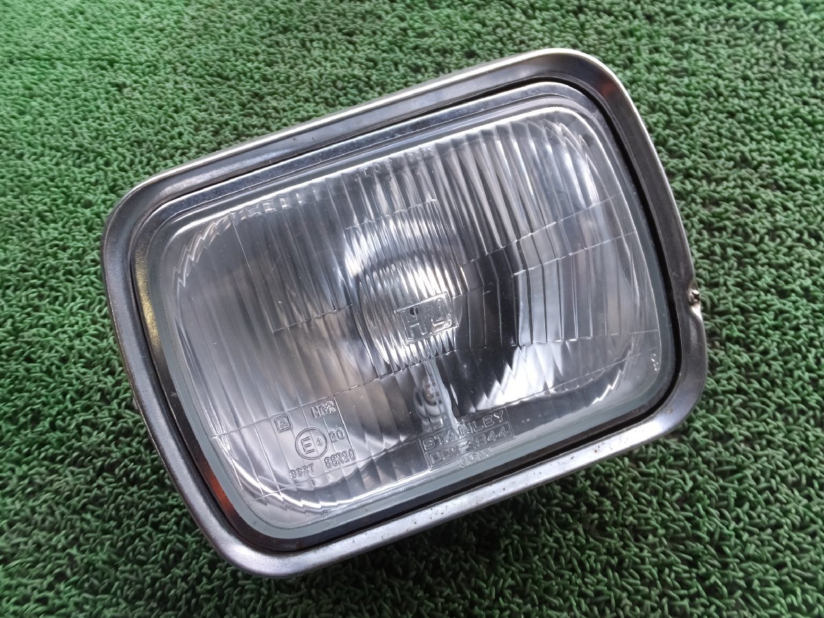 Yahoo!オークション -「gpz400f」(ヘッドライト) (純正品)の落札相場