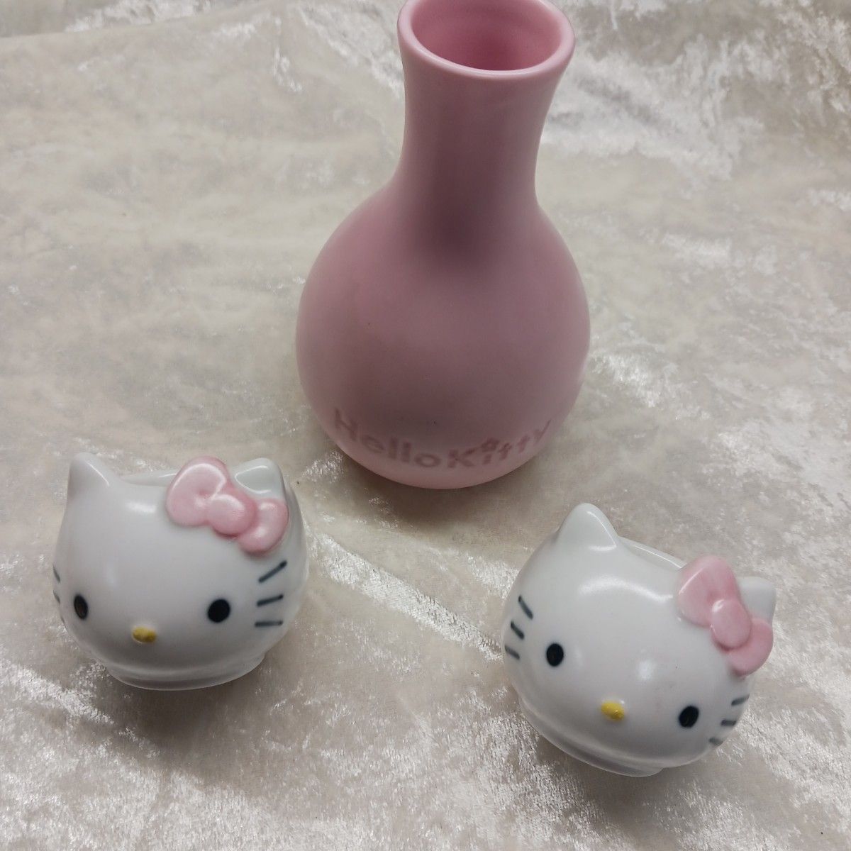 レア ハローキティ 顔型 フタ付き 陶器製 茶碗 2002年 ピンク レンジ