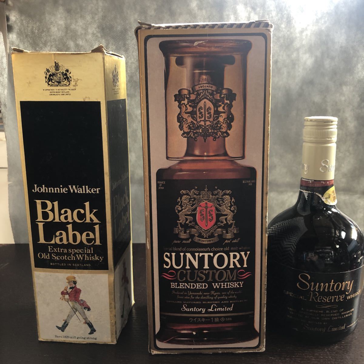 ブラックレーベル ジョニーウォーカー ウイスキー まとめて三本セット