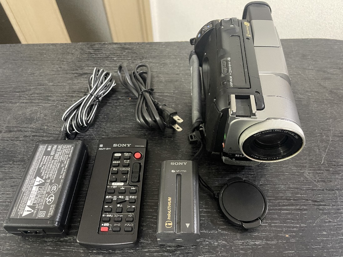 動作品◇SONY Hi8 CCD-TRV60 ダビングOK 録再ダビングOK◇SONY