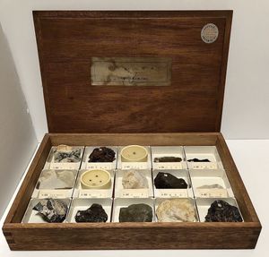 京都科学標本のYahoo!オークション(旧ヤフオク!)の相場・価格を見る