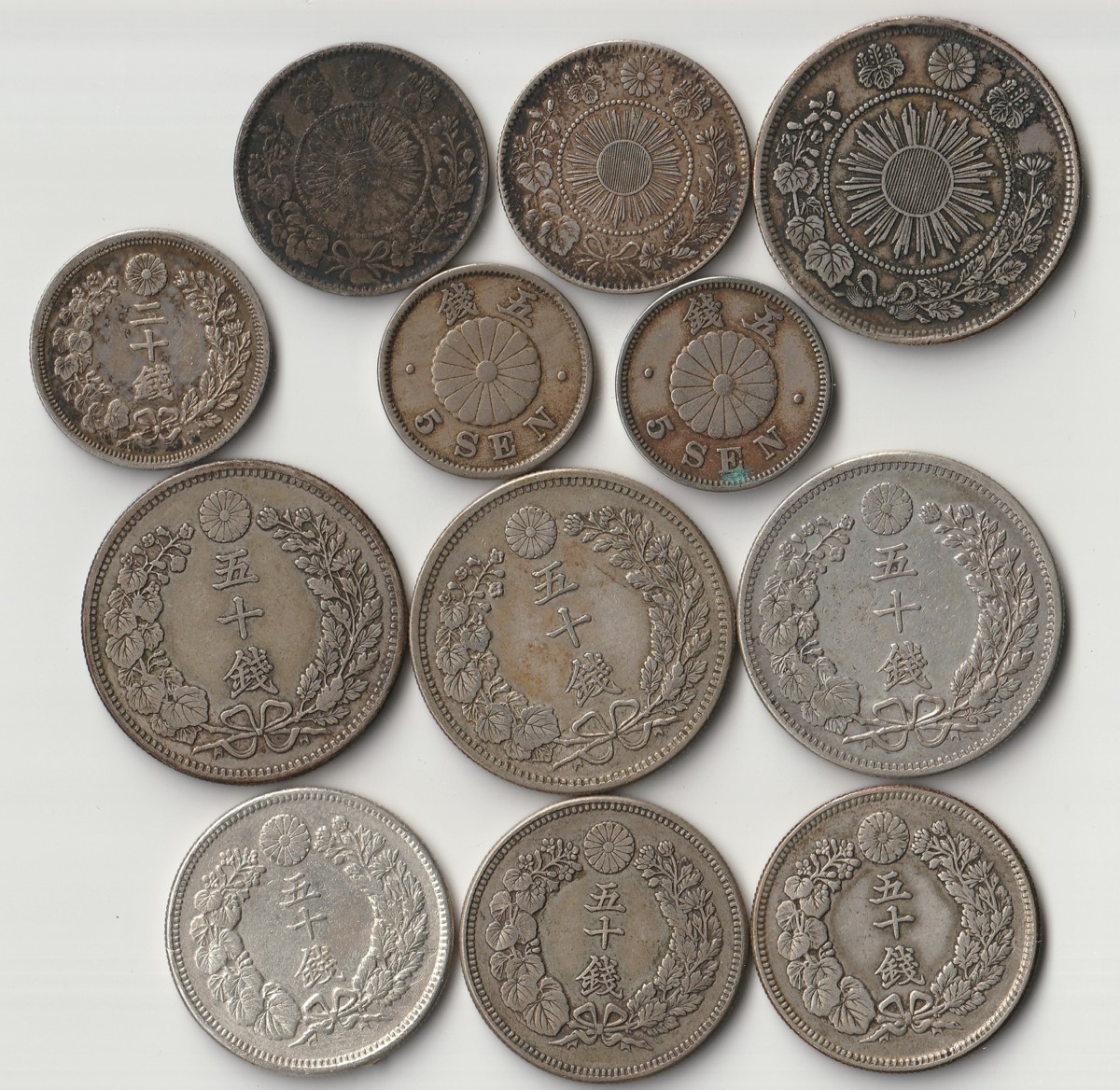 か*つ様 古銭庄内豆板銀など雑銭まとめて 桐箱付 古銭近代貨幣穴銭銀貨