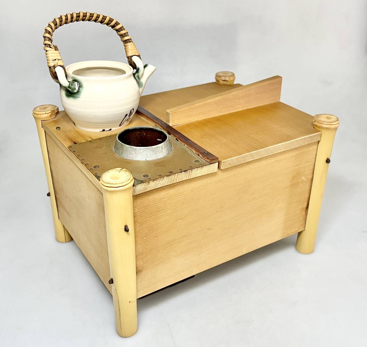 壱 如意庵 立花大亀和尚 シミ竹茶杓 銘 千年翠 海野宗秦下削 共箱 共筒