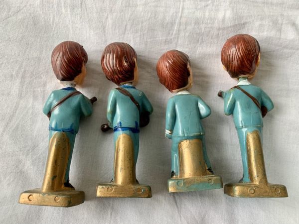 ビートルズ フィギュア 4体セット古い当時物首ふり人形