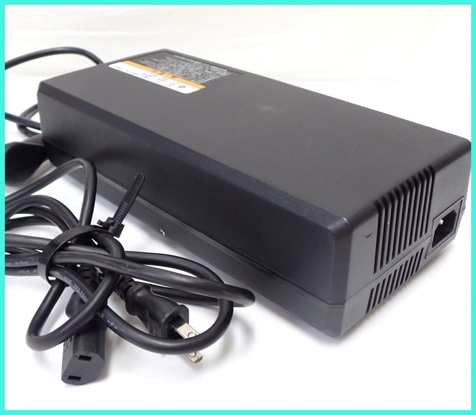 特長紹介：E-Vino □YAMAHA/ヤマハ E-VINO 屋内専用充電器 B86-H2107-00/