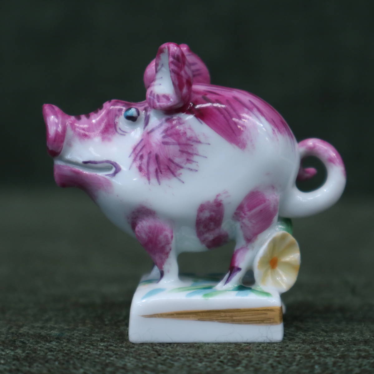 Meissen マイセン 節約 ミニ干支 ミニイノシシ ピンク
