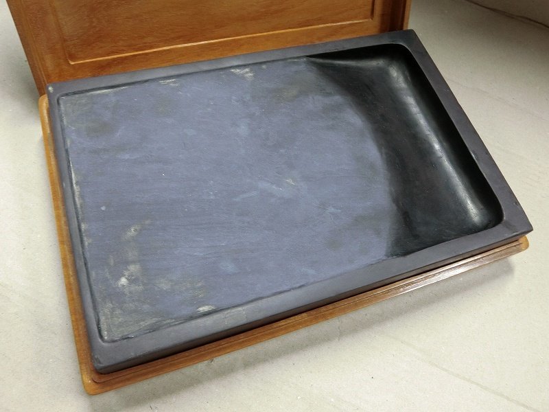 書道 A1226 中国硯 端渓 無文 長方型 書道硯 大型 4.1kg 唐木