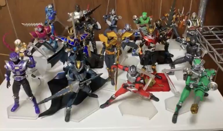 Figma 仮面ライダー龍騎 フィギュア ドラゴンナイト版 全14種