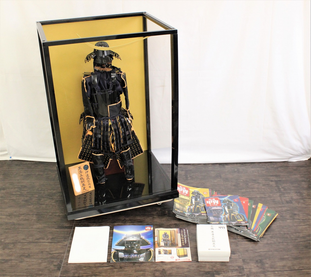 行董】 DeAGOSTINI デアゴスティーニ 戦国甲冑をつくる 伊達政宗 1/2