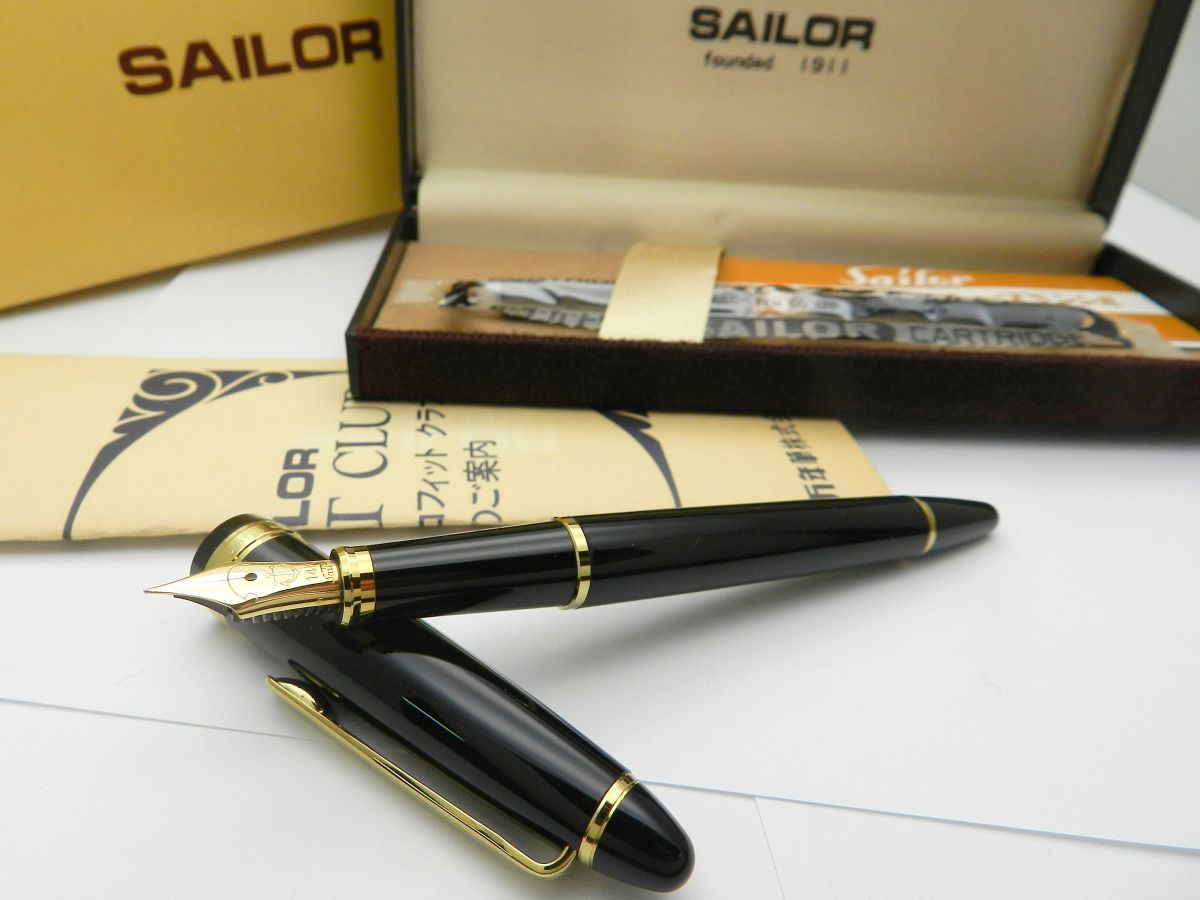 d*9様 SAILOR JAPAN FOUNDED 1911 万年筆 ゴールド1 d*9様 SAILOR