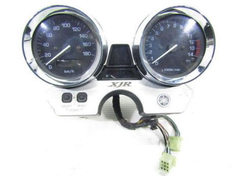 XJR400R メーターのYahoo!オークション(旧ヤフオク!)の相場・価格を