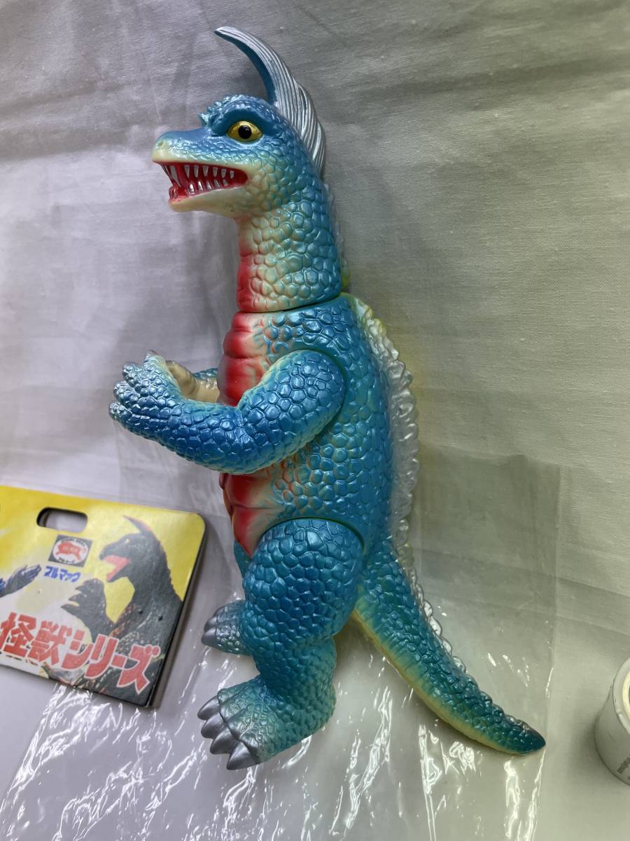 ブルマァクの怪獣シリーズ☆アーストロン Gカラー 帰ってきた