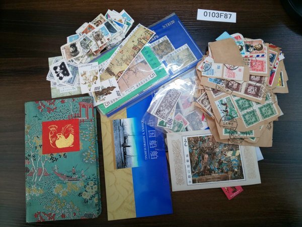 ヨシダナギ 作品名 【SURI SUNSET】 サイン入り ヨシダナギ 作品名