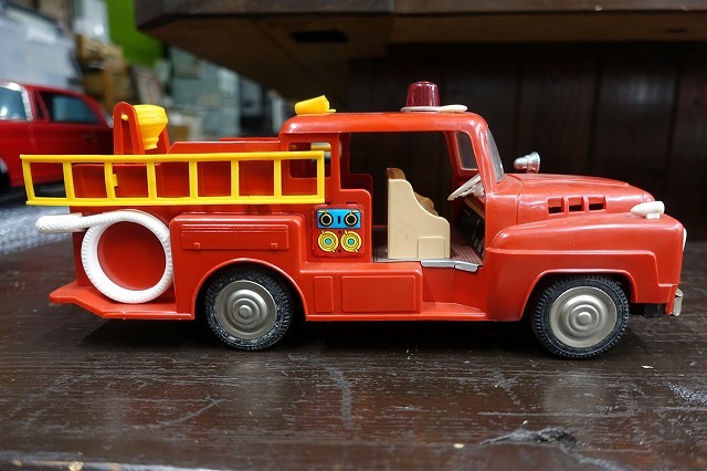 野村トーイ 日産 NISSAN FS681型 消防ポンプ車 フリクション