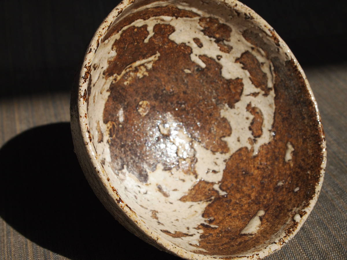 ショップ 新作☆高島聡平【師：伊勢崎淳】☆（備前）茶碗☆共箱・布