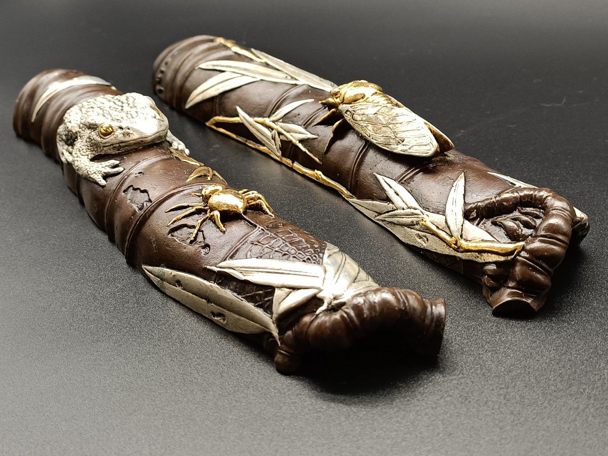 銅製鎮紙文鎮金工絵金銀夏虫図竹形書道インテリア置物