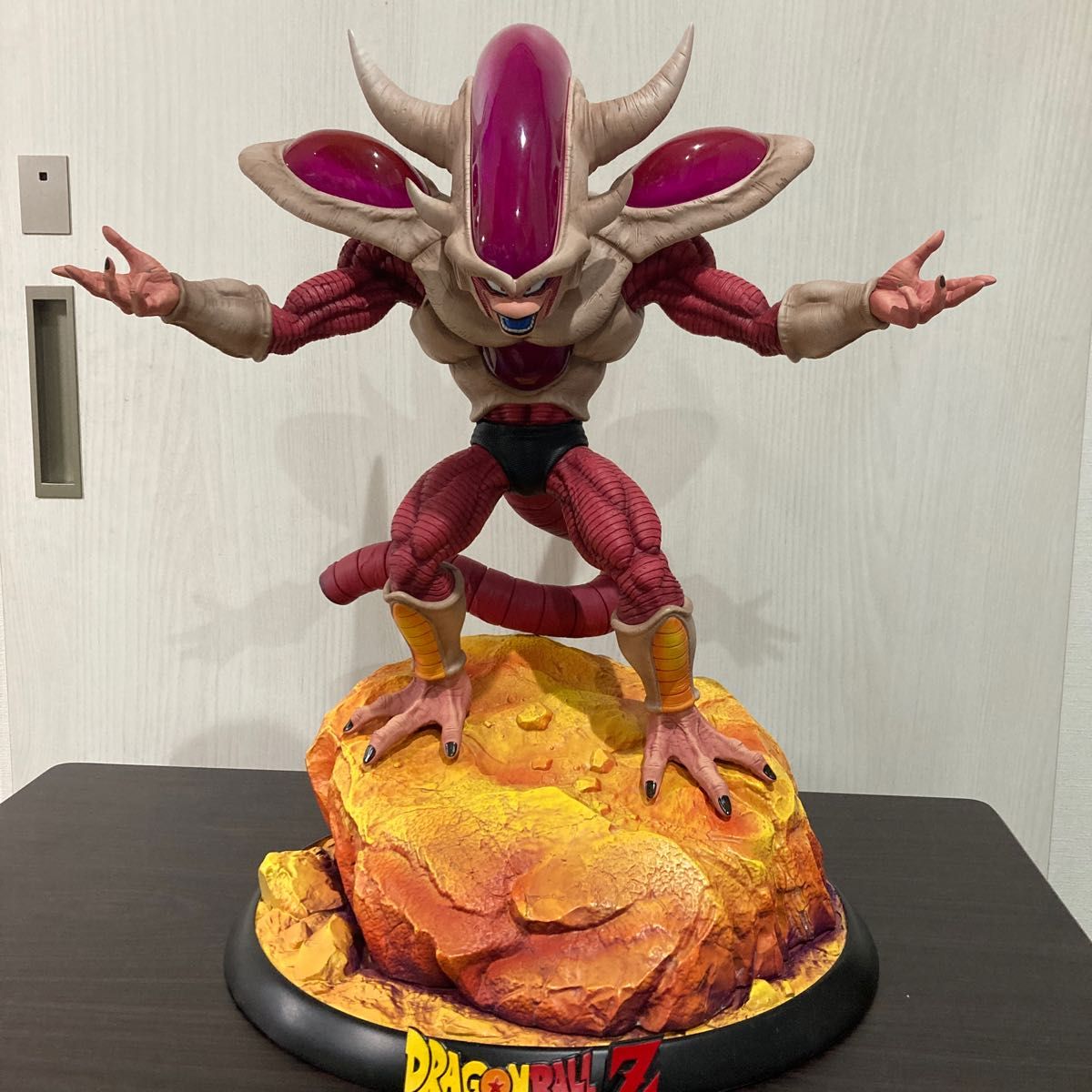 ドラゴンボール フリーザ ガレージキット ホワイトホール フィギュア