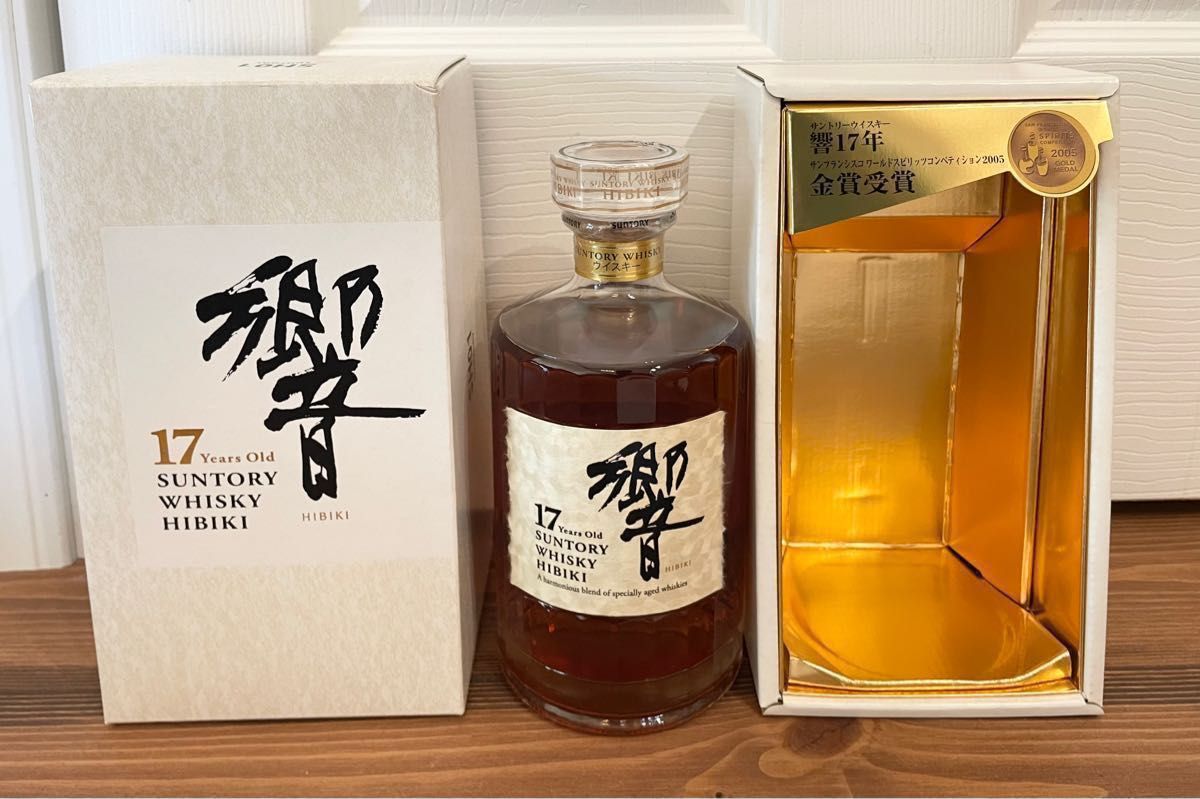 響17年箱付き 響 17年 箱付き