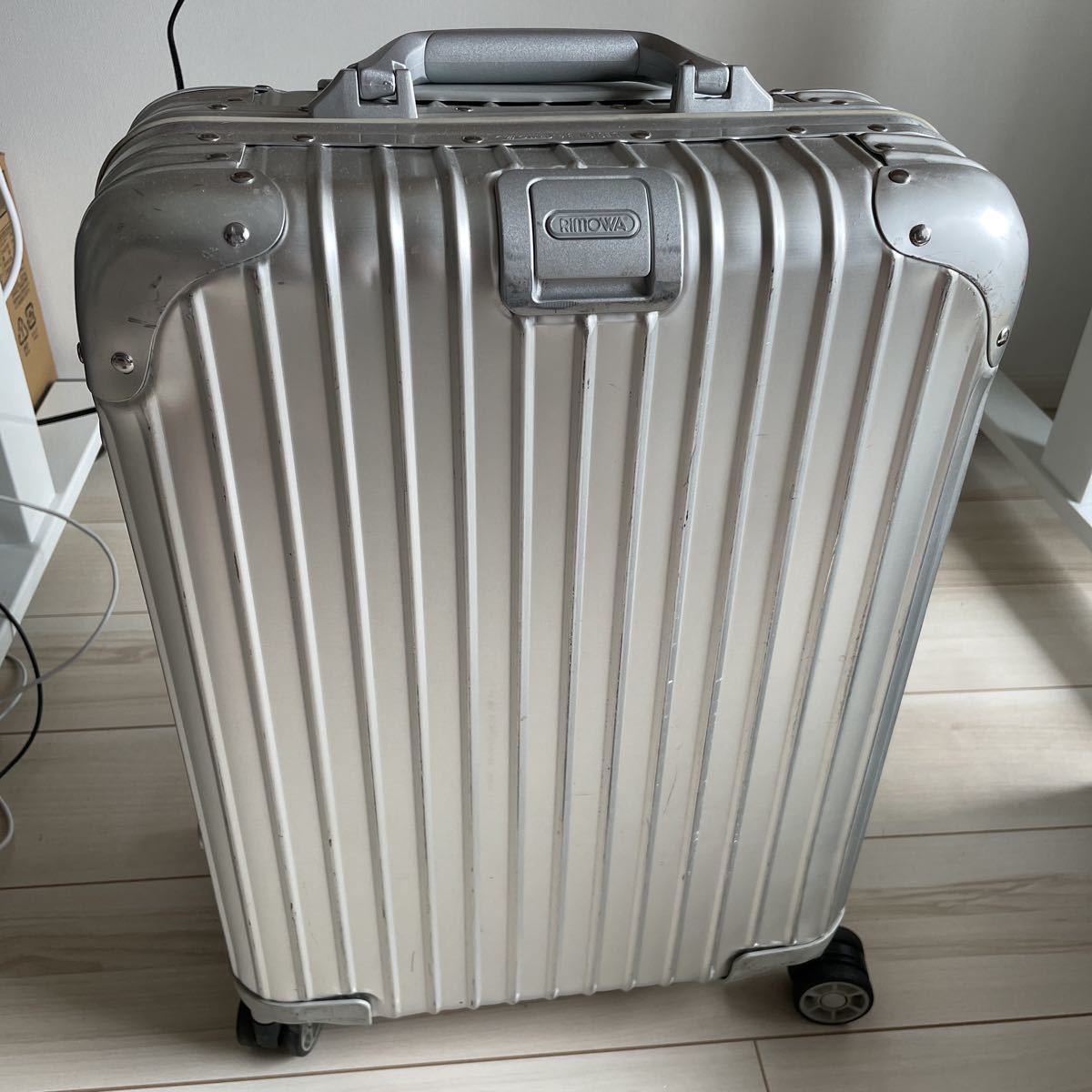 RIMOWA 932 52 機内持込OK 4輪 トパーズ TOPAS アルミ 32L リモワ TSA