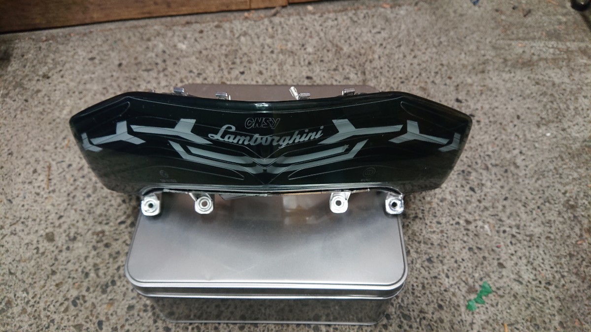 シグナスX 3型 ランボルギーニ アヴェンタドール風ファイバーテール