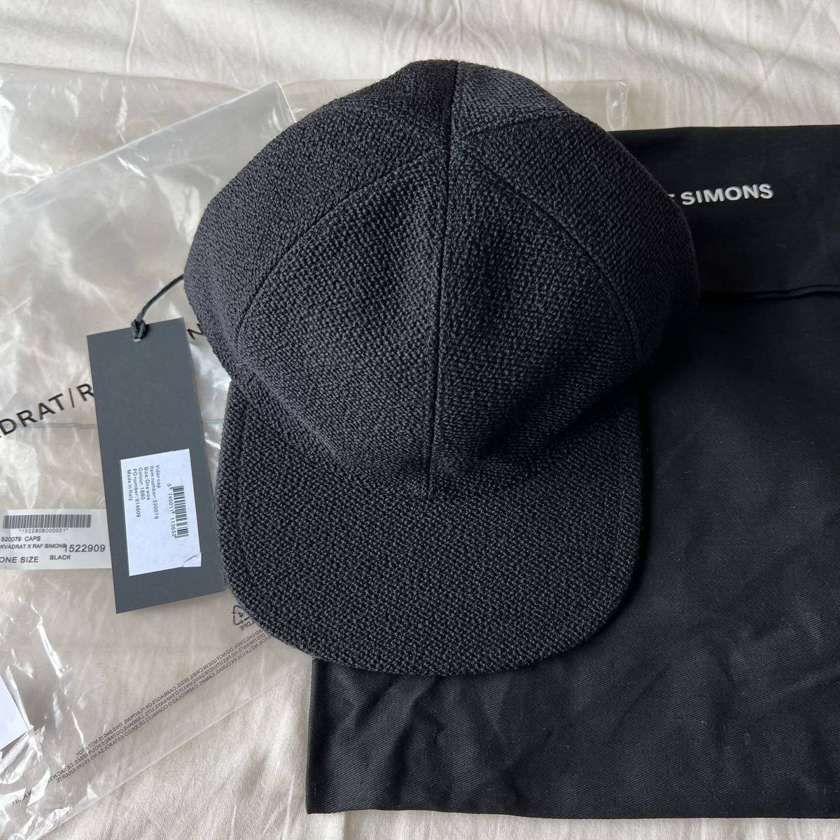 新品 未使用 RAF SIMONS KVADRAT ラブシモンズ キャップ ユニセックス