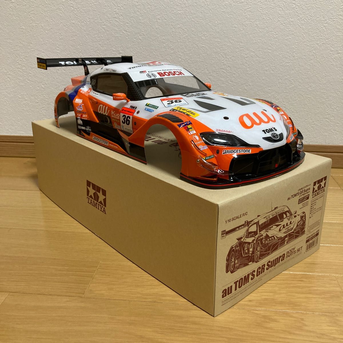タミヤ 1/10 ボディ au TOM'S GR Supra SP1678 スープラ 塗装済み