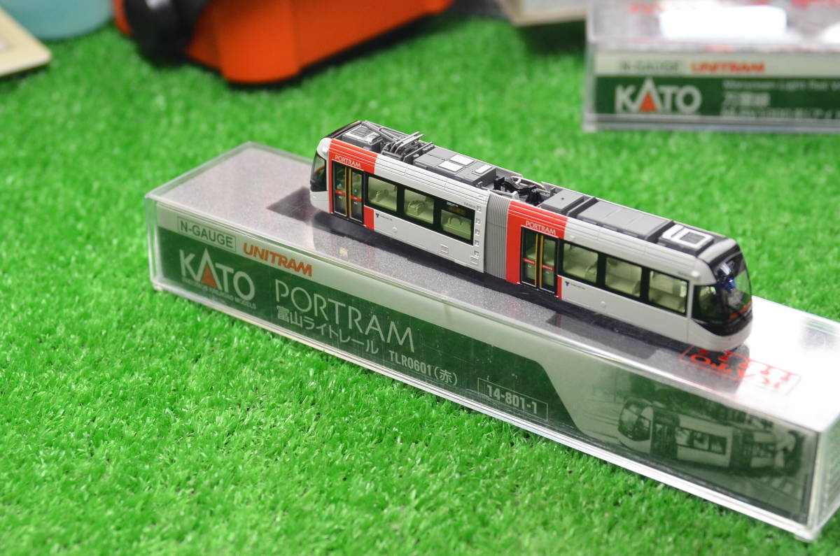 KATO 富山ライトレール TLR0601（赤）14-801-1